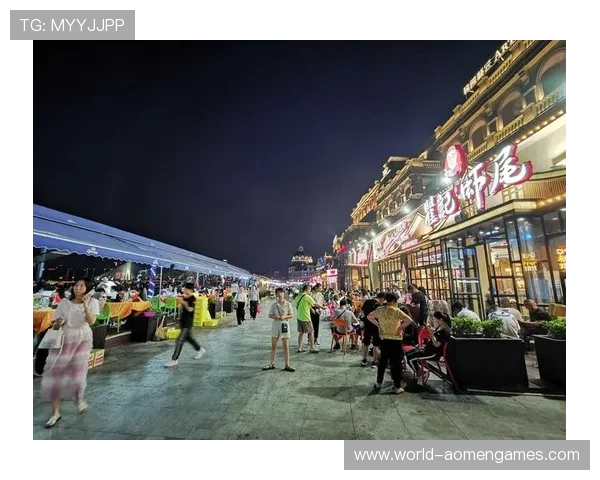 澳门渔人码头怎么玩夜市，品尝地道美食、欣赏现场表演的最佳夜间娱乐方式